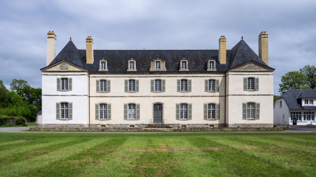 Architecte du patrimoine Morbihan - Château de Kerampuilh - Carhaix